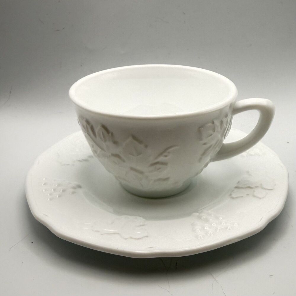 Vintage Indiana Glass Colony Harvest Milk Glass Tea Set of 4 - White Grape 8pc